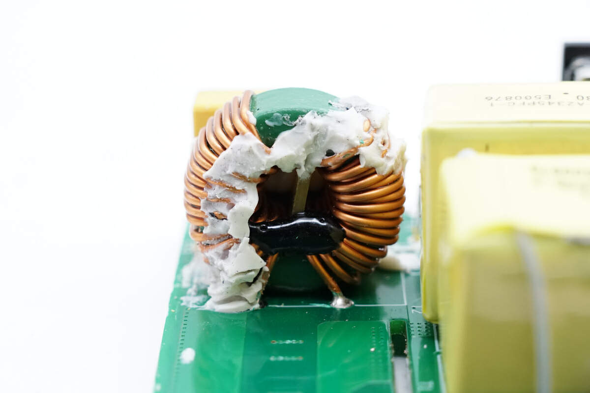 Teardown of ANKER Prime 250W GaN Charger (A2345)-Chargerlab
