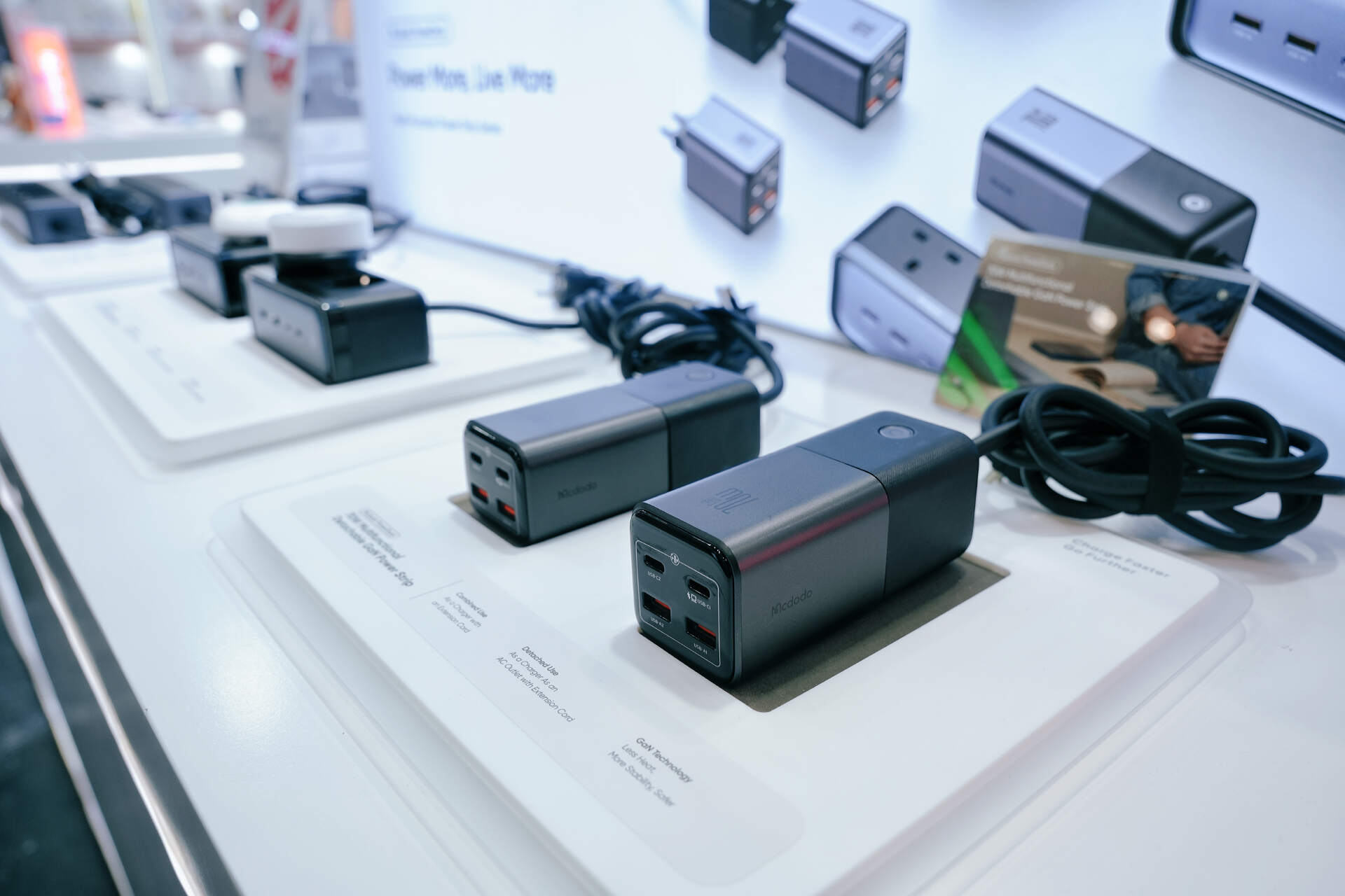 Mcdodo Showcases 2025 Red Dot Award-Winning Products at the Global Sources Hong Kong Shows-Chargerlab