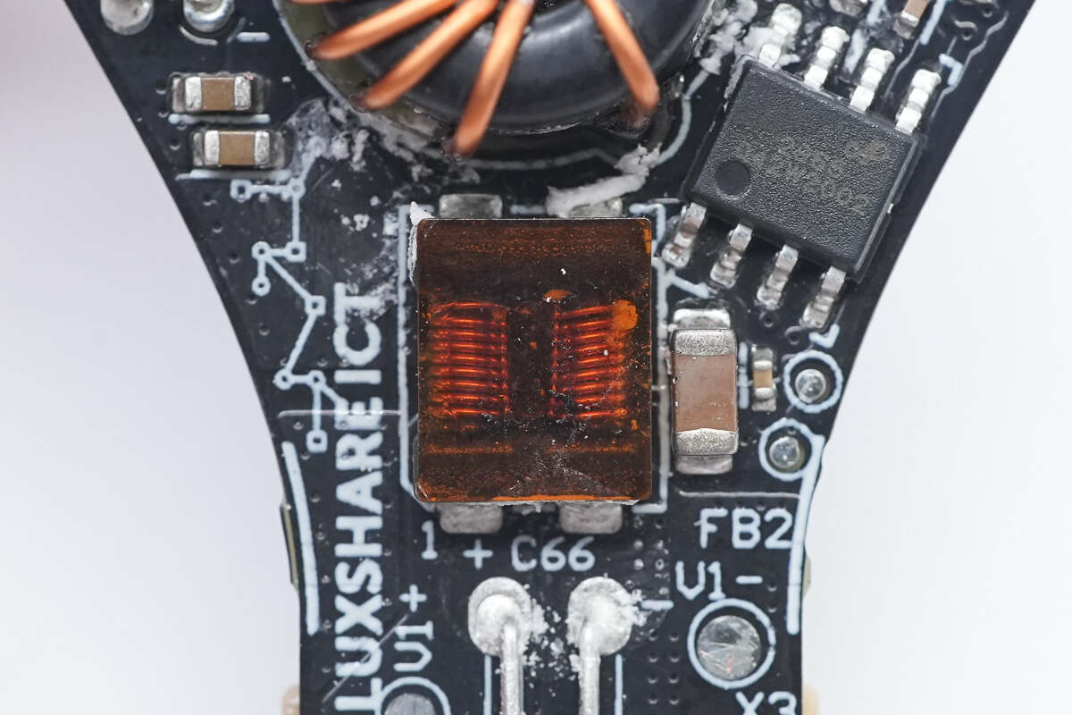Teardown of HUAWEI 100W SuperCharge Car Charger (P0019)-Chargerlab