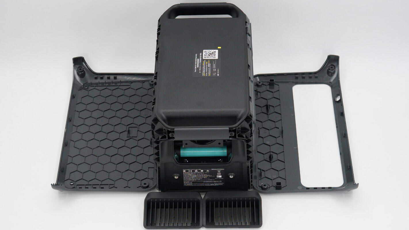 Teardown of DJI 2600W 1024Wh Power 1000 V2 Portable Power Station-Chargerlab