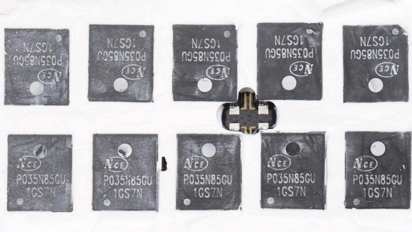 Teardown of DJI 2600W 1024Wh Power 1000 V2 Portable Power Station-Chargerlab