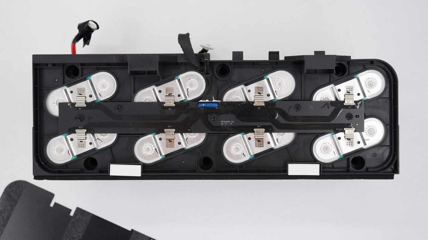 Teardown of DJI 2600W 1024Wh Power 1000 V2 Portable Power Station-Chargerlab