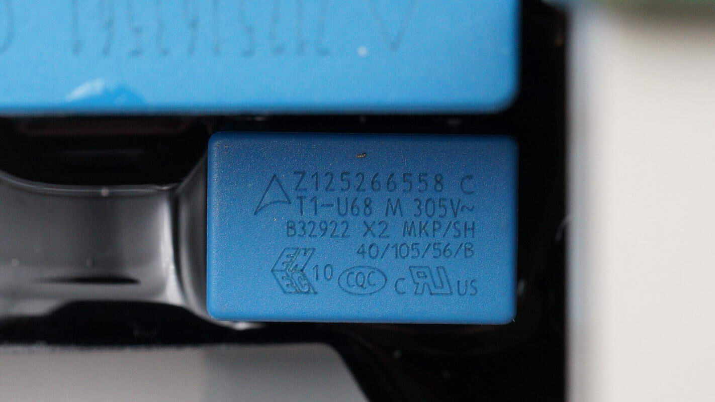 Teardown of DJI 2600W 1024Wh Power 1000 V2 Portable Power Station-Chargerlab