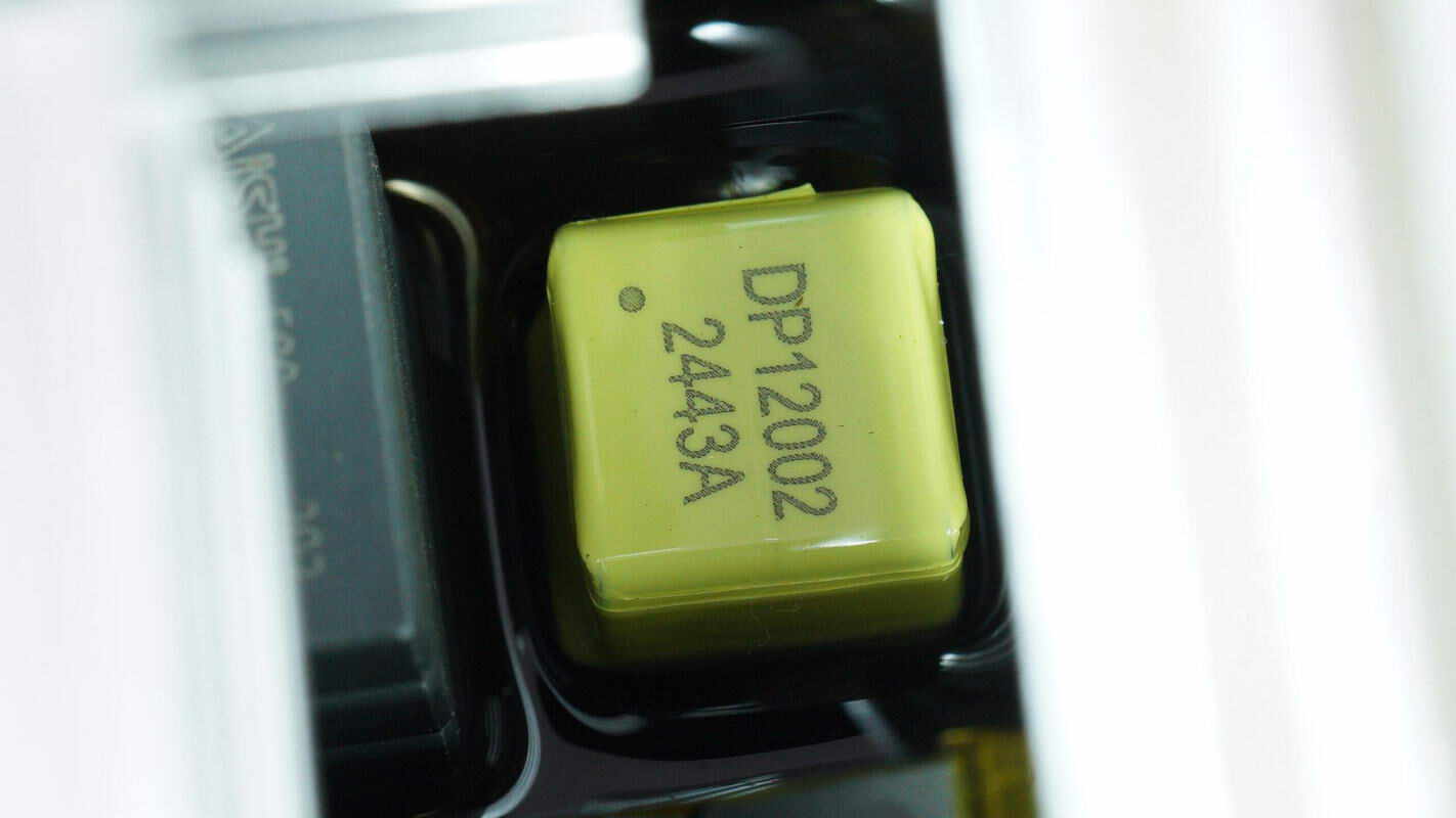Teardown of DJI 2600W 1024Wh Power 1000 V2 Portable Power Station-Chargerlab