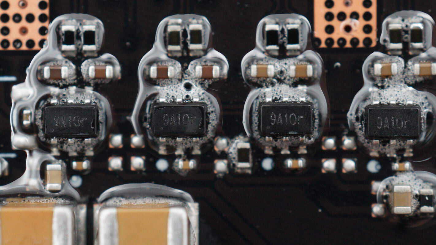 Teardown of DJI 2600W 1024Wh Power 1000 V2 Portable Power Station-Chargerlab