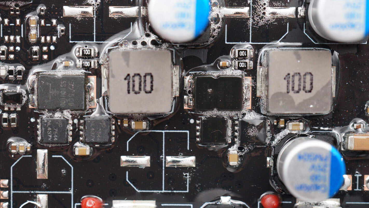 Teardown of DJI 2600W 1024Wh Power 1000 V2 Portable Power Station-Chargerlab