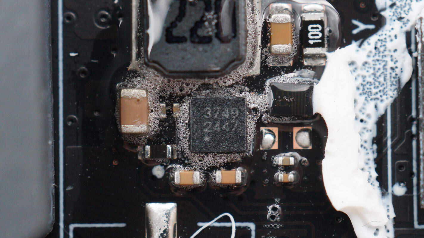Teardown of DJI 2600W 1024Wh Power 1000 V2 Portable Power Station-Chargerlab