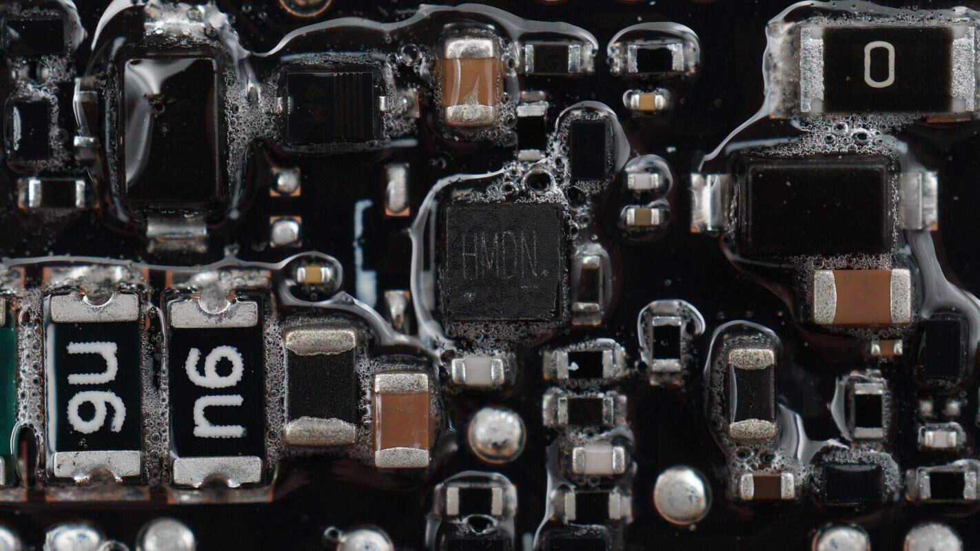 Teardown of DJI 2600W 1024Wh Power 1000 V2 Portable Power Station-Chargerlab