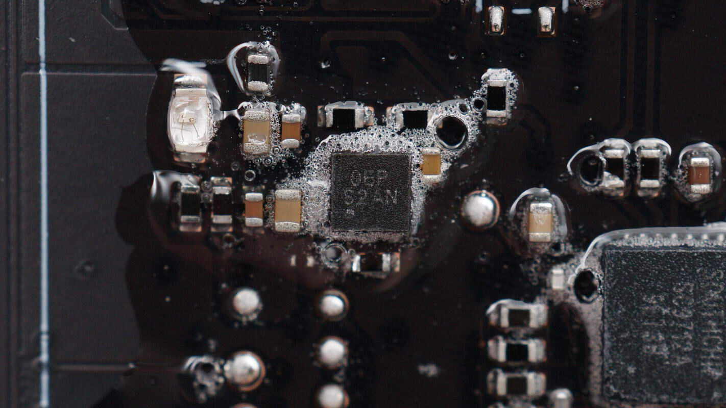 Teardown of DJI 2600W 1024Wh Power 1000 V2 Portable Power Station-Chargerlab