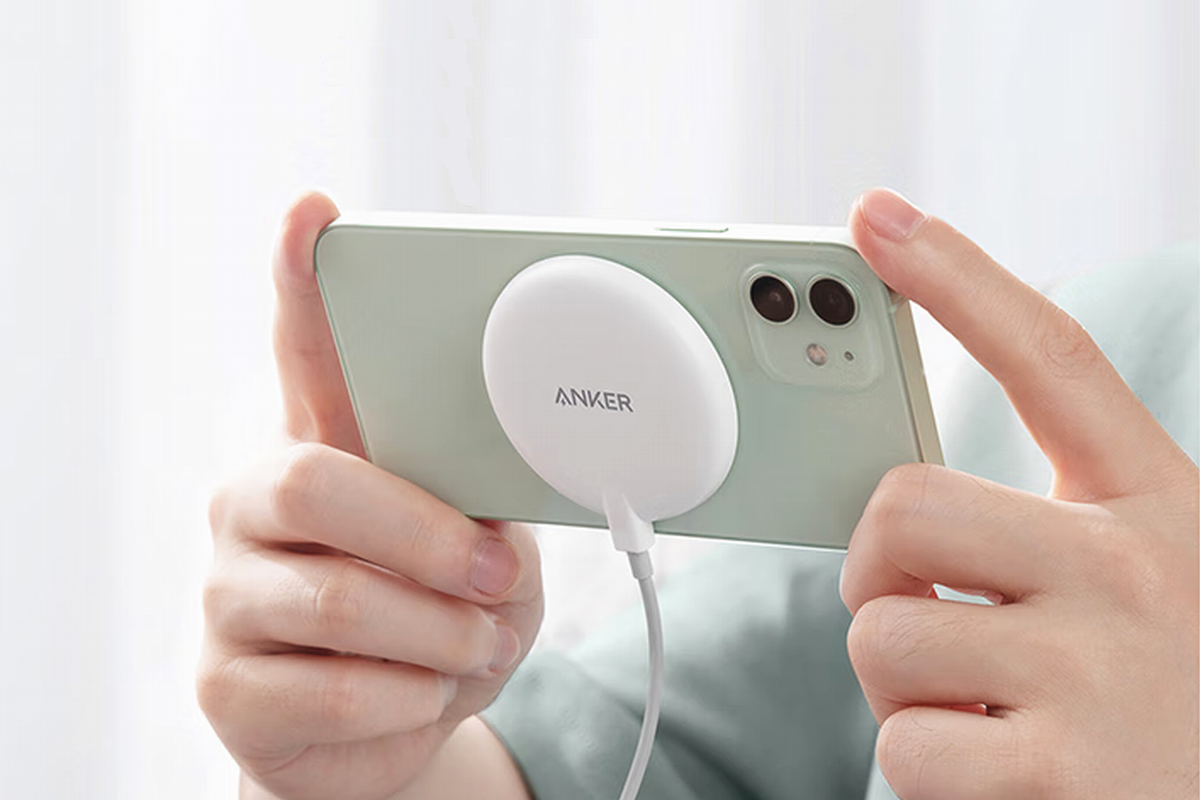 Anker PowerWave Magnetic Pad Slim: The Reliable Wireless Charger for Your iPhone