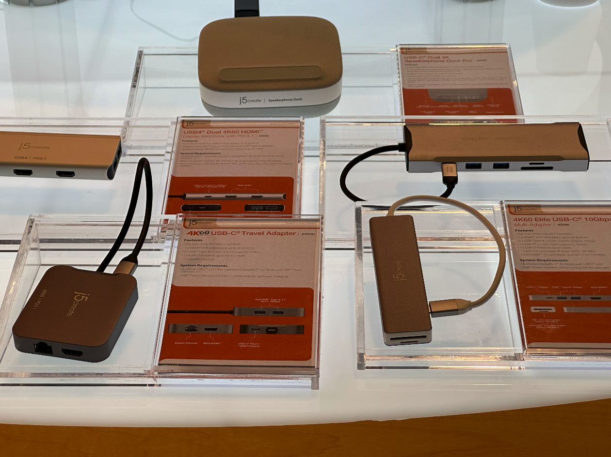Exploring Cutting-Edge Thunderbolt Docking Stations at CES 2024-Chargerlab