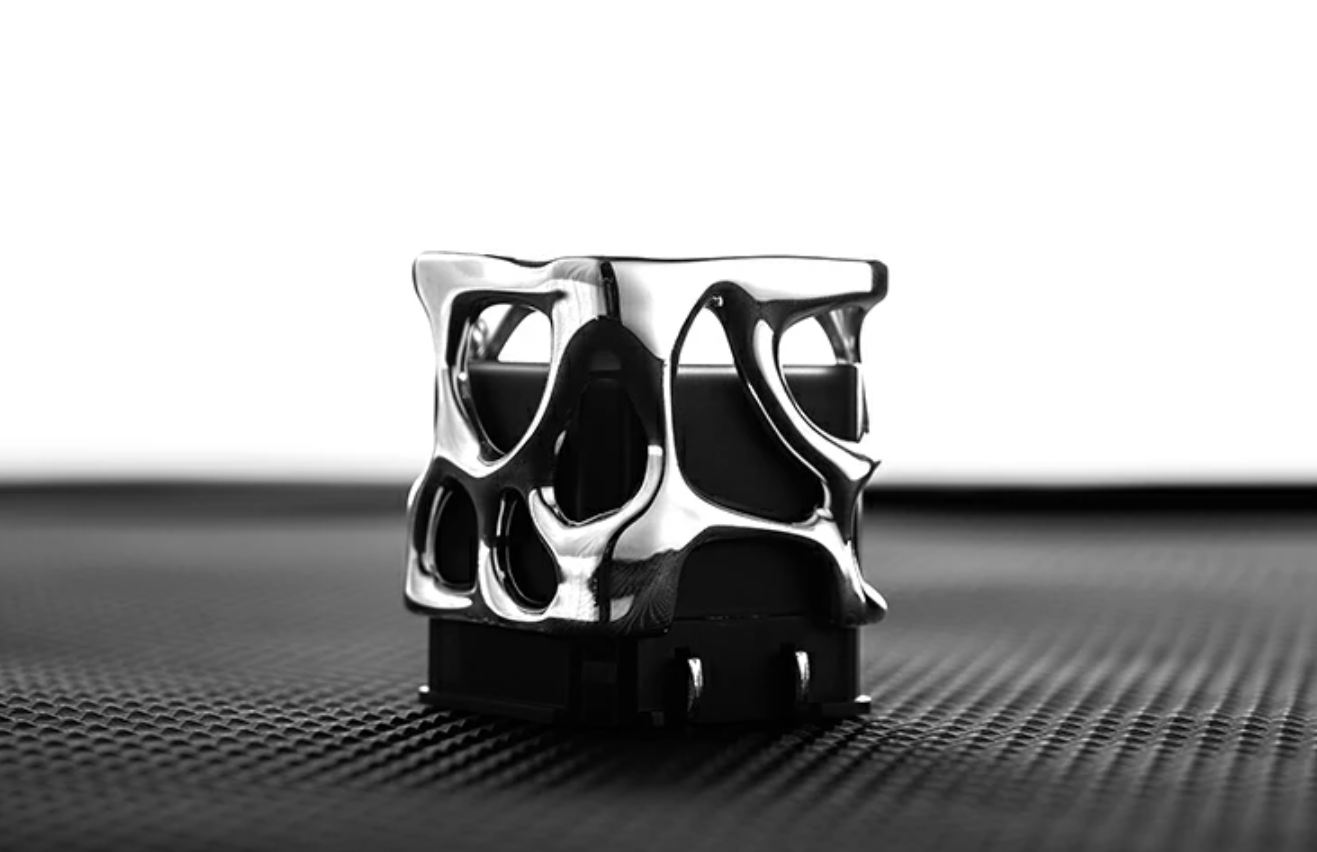 Unique Design Grabs Attention: Angry Miao Launches EMPTINESS 40W Charger